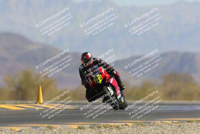 media/Apr-09-2023-SoCal Trackdays (Sun) [[333f347954]]/Turn 14 (1015am)/